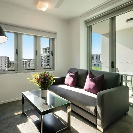 H On Mitchell Apartment Hotel Darwin Exterior photo