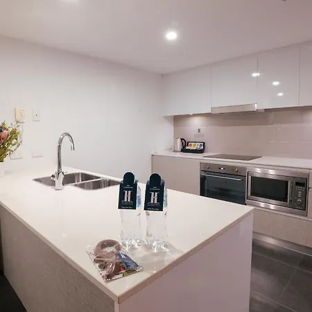 H On Mitchell Apartment Hotel Darwin Exterior photo