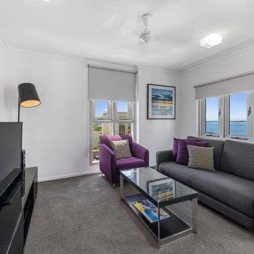 H On Mitchell Aparthotel