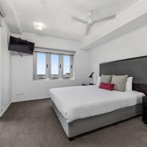 H On Mitchell Aparthotel 4*