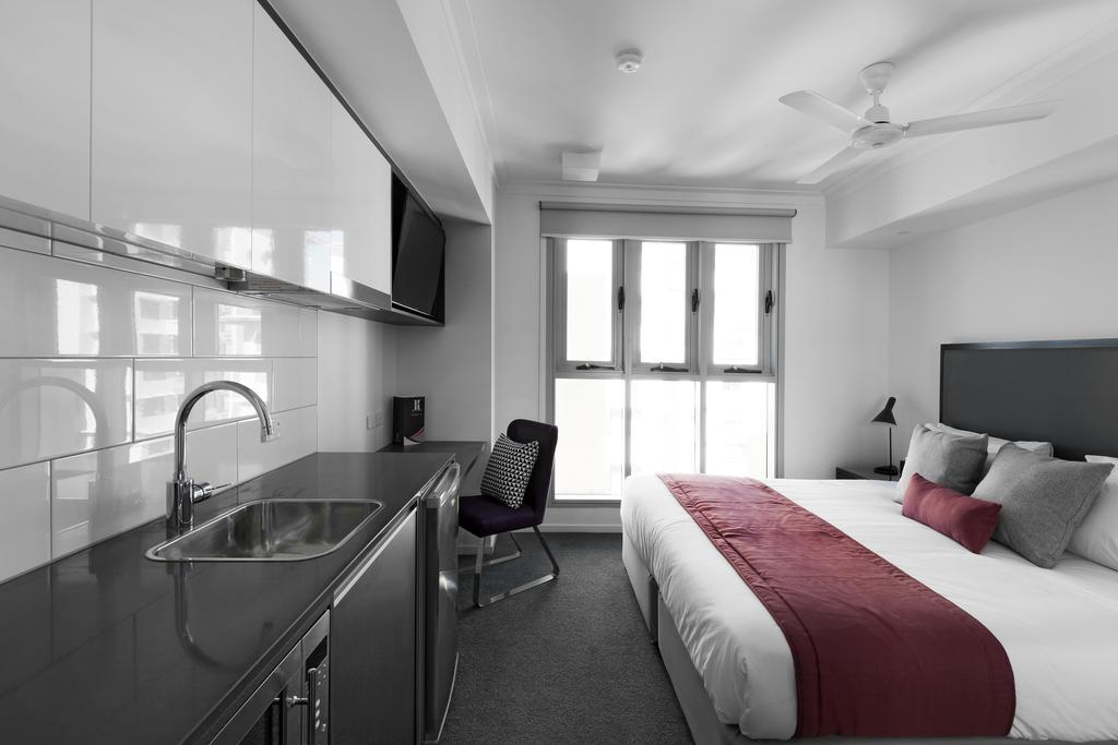 H On Mitchell 4* Darwin