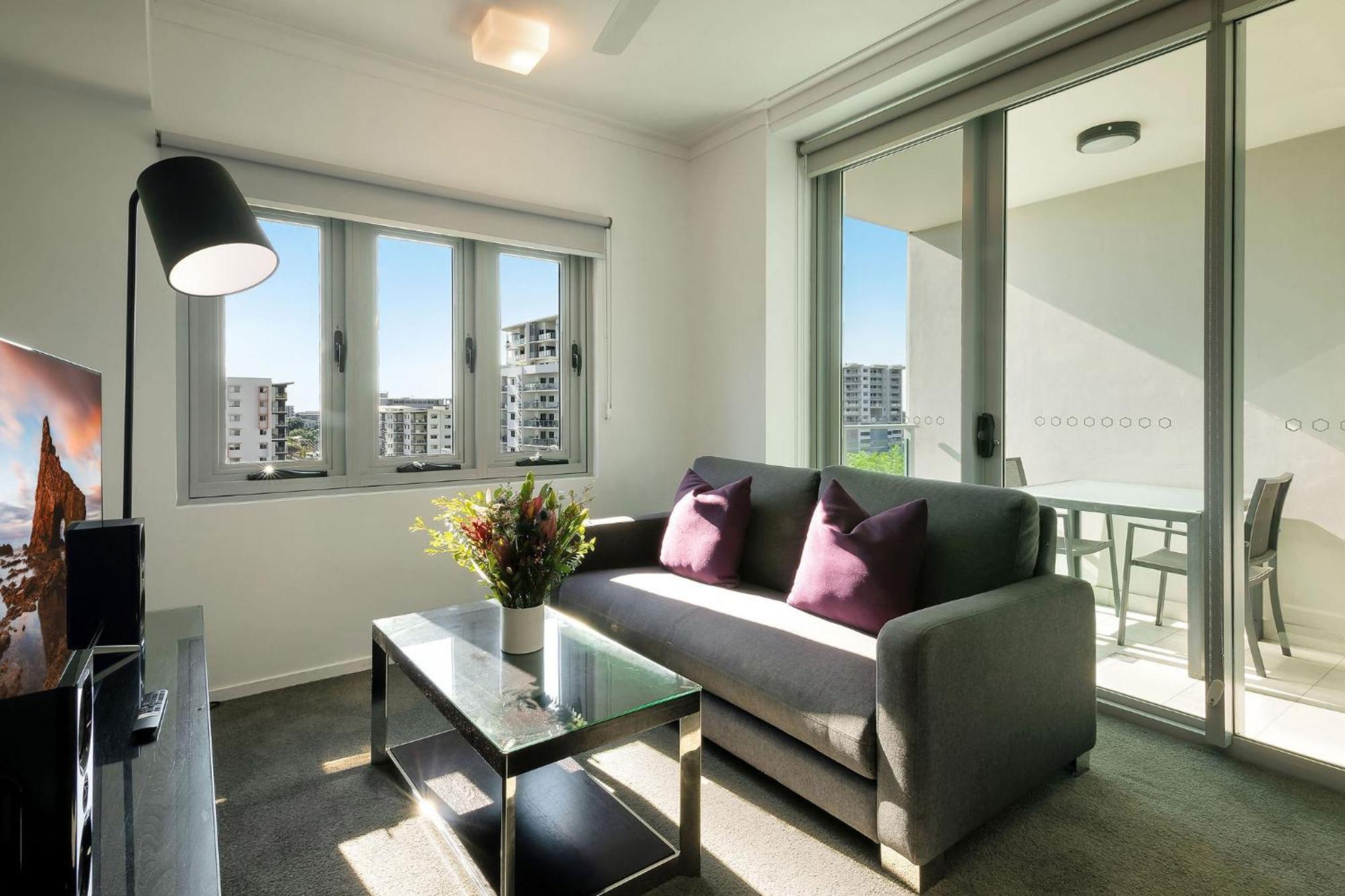 Aparthotel H On Mitchell 4*